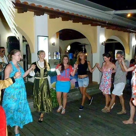 Vergos Aparthotel 2*