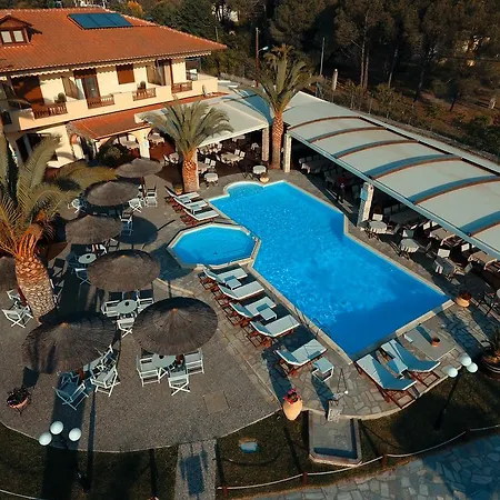 Vergos Aparthotel 2*